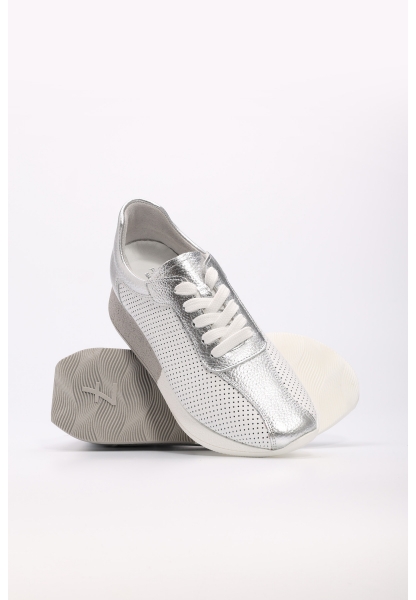 Tugerdi Beyaz-Gümüş Hakiki Deri Bağcıklı Tipu Taban Kadın Spor Ayakkabı TG093562611973