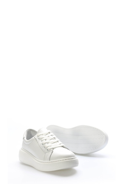 Tugerdi Beyaz İçi Dışı Hakiki Deri Hafif Beyaz Taban Bağcıklı Günlük Kadın Ayakkabı TG091362613157