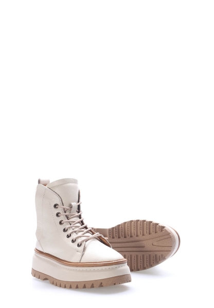 Tugerdi Bej Hakiki Deri İçi Kürklü Hafif Taban Bağcıklı Klasik Kadın Bot TG09409112613531