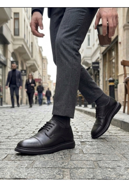 Tugerdi Siyah Kapaklı Burun Bağcıklı Hafif Siyah Taban Erkek Oxford Ayakkabı TGE230153