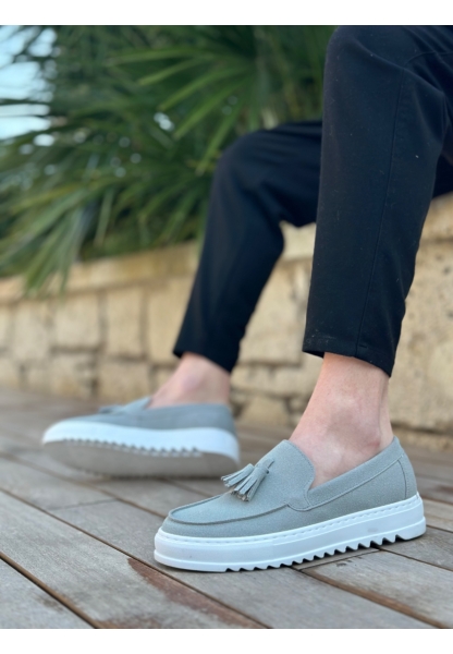 Tugerdi Gri Süet Püsküllü Bağcıksız Hafif Yüksek Taban Tarz Günlük Erkek Ayakkabı TGE2302975852