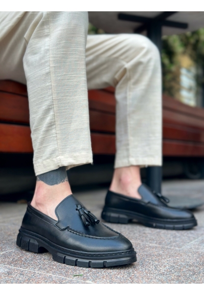 Tugerdi Siyah Püsküllü Hafif Siyah Taban Klasik Casual Erkek Ayakkabı TGE230390