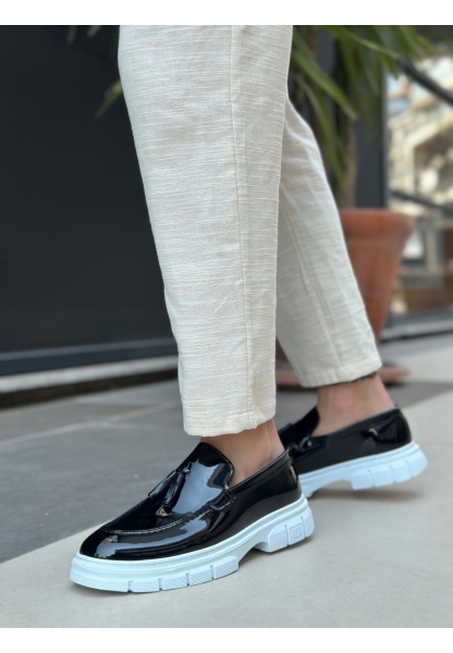 Tugerdi Siyah Rugan Hafif Yüksek Taban Klasik Parlak Püsküllü Tarz Erkek Ayakkabı TGE230390	