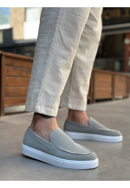 Tugerdi Gri Süet Hafif Yüksek Taban Bağcıksız Tarz Erkek Ayakkabı TGE230391