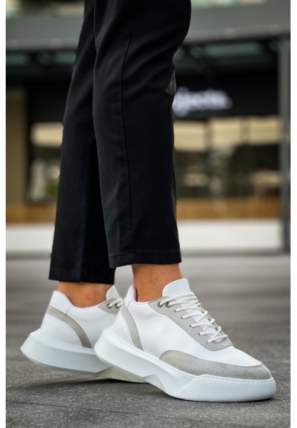 Tugerdi Beyaz Gri Parçalı Hafif Yüksek Taban Bağcıklı Tarz Erkek Spor Ayakkabı TGE230504