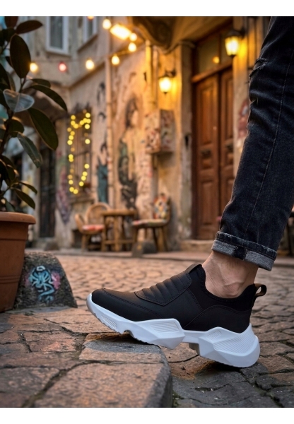 Tugerdi Siyah Bağcıksız Rahat Hafif Yüksek Beyaz Taban Erkek Spor Yarım Bilek Bot TGE230552