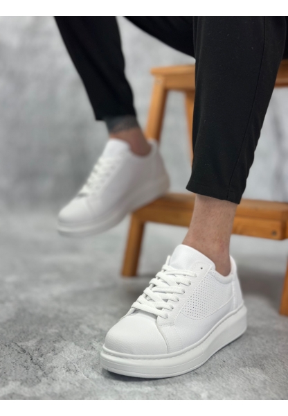 Tugerdi Beyaz Kalın Tırtık Yüksek Hafif Taban Bağcıklı Erkek Spor Ayakkabı TGE230573