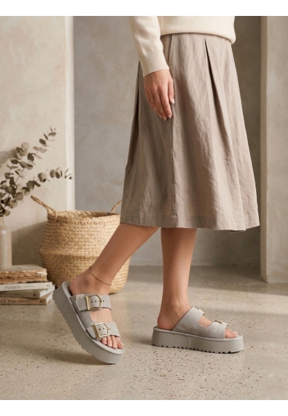 Yazlık Kadın Krem Platform Taban Tokalı Terlik